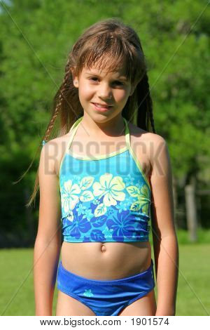 สาวสวยในชุดบิกินี่ที่ฮาวาย