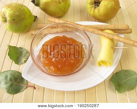 Appetizer with quince chutney, breadsticks and cheese