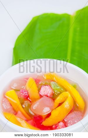 Thai Dessert (ruam Mit)