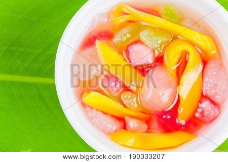 Thai Dessert (ruam Mit)