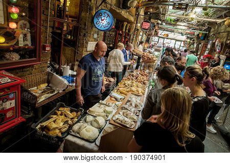 Budapest, Hungary - Avril 17, 2016: Ruin Bar Szimplakert, Kazinczy Street