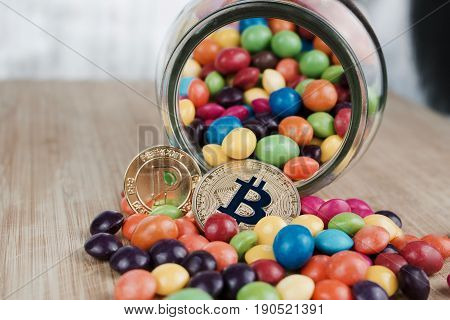 Gold Bitcoin And Gold Peercoin