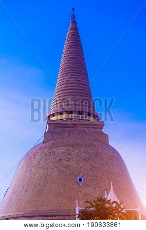 PHRA PRATHOM JEDI The biggest and highest pagoda in Thailand in the morning