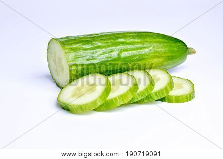 cucumber slices ja isolated on white background