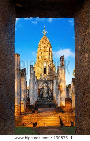 Sukhothai, Thailand - January 17 2017: Wat Phra Si Rattana Mahathat - Chaliang In The Precinct Of Si