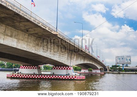 Rama 7 Bridge,concrete Bridge Across Chaopraya River In Bangkok Thailand.