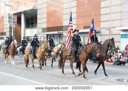 Houston, Texas, USA - November 23, 2017, The H-E-B Thanksgiving Day Parade in Houston began in 1949, when Santa arrived at Union Station and rode his sleigh to the downtown Foley’s. A holiday tradition showcasing the Houston community on Thanksgiving morn