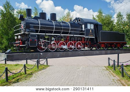 Astana, Kazakhstan - July 25, 2017: Soviet Retro Steam Locomotive Esh-4161 In Astana. Built At The N