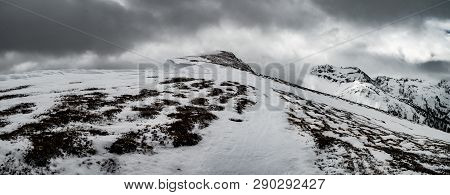 Dramatic View On Pleschnitz Zinken - Austria Alps