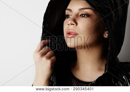 Portrait Of Fashion Beautiful Brunette Girl Wearing Black Leather Jacket With Fresh Daily Makeup Pos