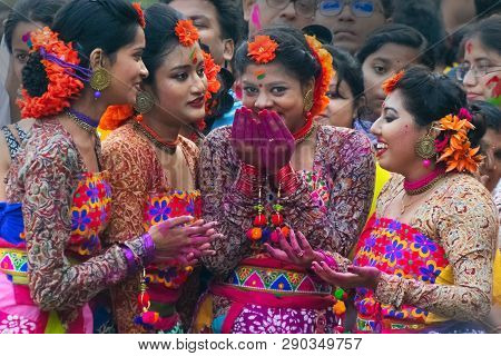 Kolkata , India - March 1, 2018: Blushing Expression Of Girl Dancer, Dressed In Traditional Indian S