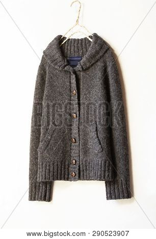 Beautiful, Luxurious, A Whole Knitted Cardigan In Brown, Autumn, Winter, Warm.