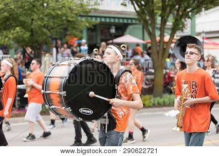 Frankenmuth, Michigan, Usa - June 10, 2018 The Vassar High School Marching Band Perform  At The Bava