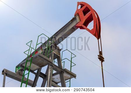 Mining And Quarrying. Installations For The Extraction Of Oil From The Bowels Of The Earth. Pumpjack