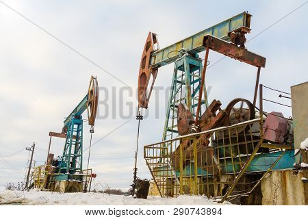 Mining And Quarrying. Installations For The Extraction Of Oil From The Bowels Of The Earth. Pumpjack