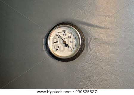Water Round Thermometers, Several Pieces In A Row.  Temperature Gauge With Sensor Are For Industry H