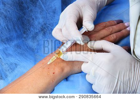 Plasmolifting. Injections For Rejuvenation And Skin Regurgitation From Human Plasma. A Modern Beauty