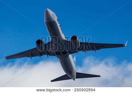 Moscow, Russia - March 20, 2019: Aircraft Boeing 737-8gu(wl) Vq-bqr Of Utair Aviation Takes Off At V