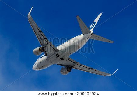 Moscow, Russia - March 20, 2019: Aircraft Boeing 737-524(wl) Vq-bjq Of Utair Aviation Takes Off At V
