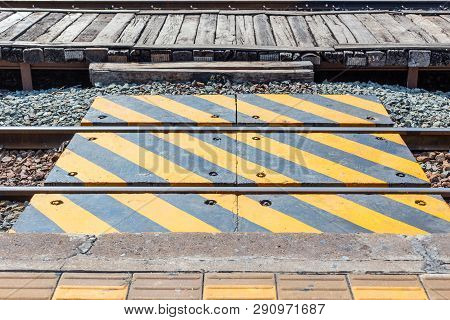 Railroad Crossing Pavement For People Walk Over With Caution Yellow Line Mask.