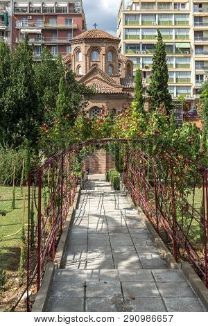 Thessaloniki, Greece - September 30, 2017: Аntique Byzantine Church Of Panagia Chalkeon In The Cente