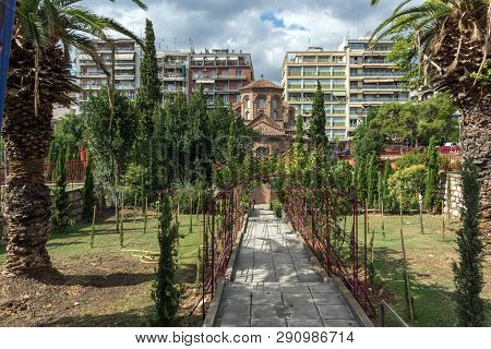 Thessaloniki, Greece - September 30, 2017: Аntique Byzantine Church Of Panagia Chalkeon In The Cente