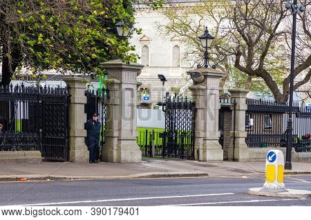 Dublin, Ireland - 10 November 2015: Department Of The Taoiseach ,the Title Of The Deputy Prime Minis