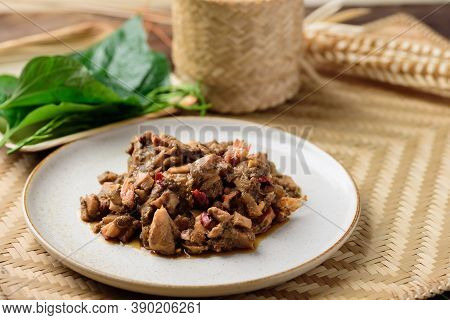 Northern Thai Food (tum Kraton), Spicy Santol Salad With Crab Paste