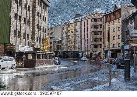 Canillo, Andorra : 2019 February 01 : Snowy Sunrise In The Town Of Canillo In Winter. Canillo, Andor