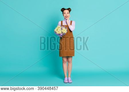 Full Body Photo Of Attractive Pretty Cute Cheerful Excited Two Buns Hairdo Girlfriend Lady Boyfriend