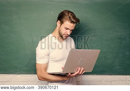 Digital Technology. Learn Digital Sciences. Programming Web Development. Digital Concept. Online Com