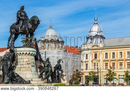 Cluj-napoca, Transylvania, Romania - September 20, 2020: The Monument Of Mathias Corvinus In Front O