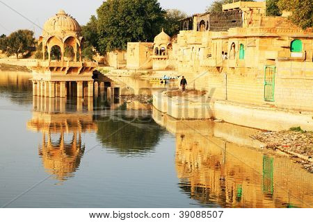 Gadisagar jezero, Jaisalmer, Indie