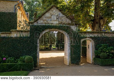 Eyrignac, France - September 2, 2018: The Picturesque Jardins Du Manoir D Eyrignac In Dordogne. Fran