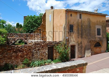 Roussillon Village