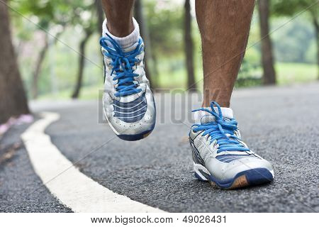 walking cross country and trail