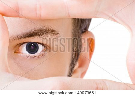 Mann mit Kameralinse stattdessen Eye