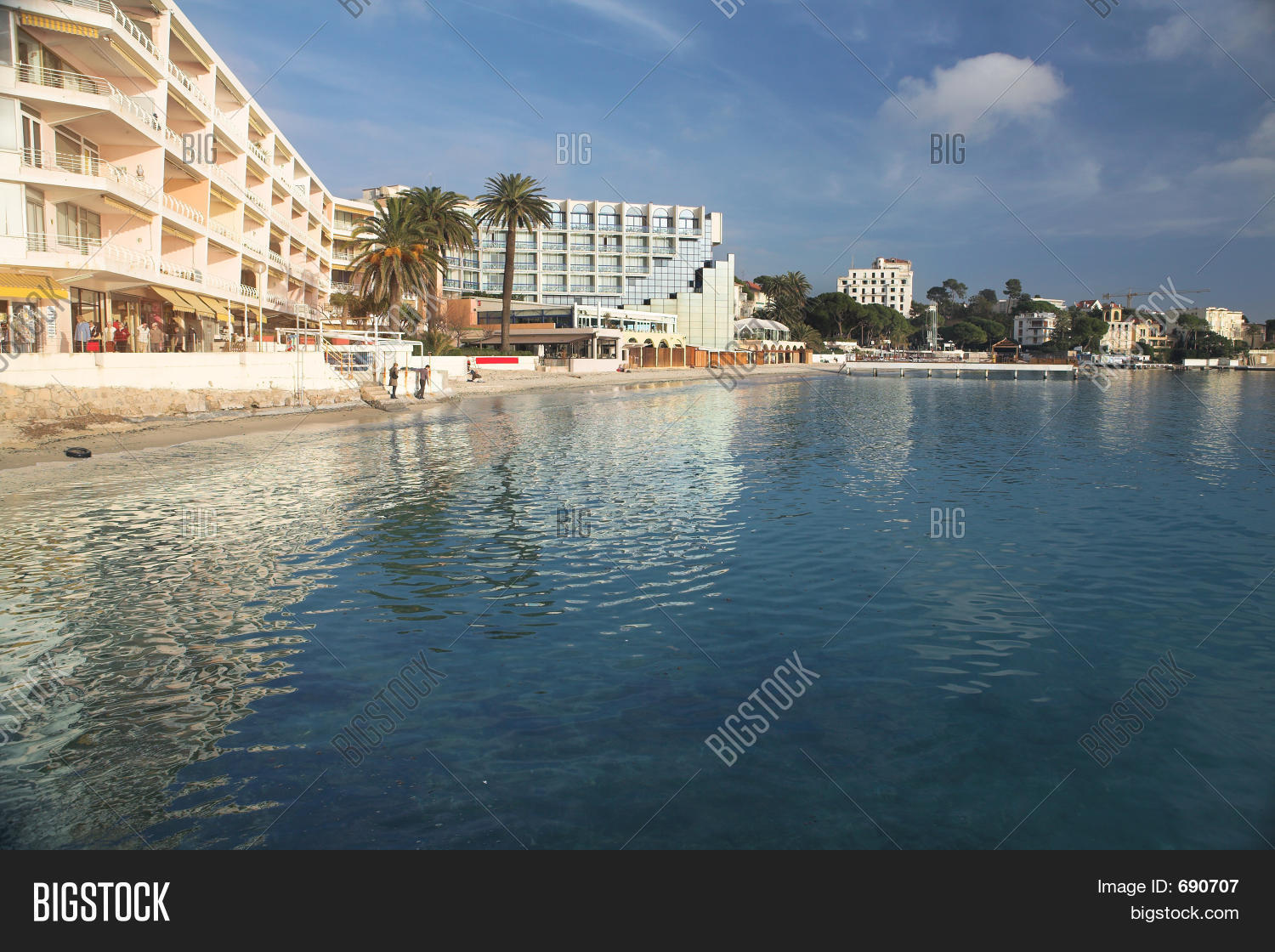 Juan Les Pins 15 Image &