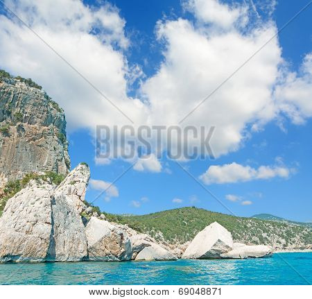 emerald green water