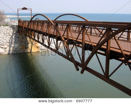 Ponte arrugginito