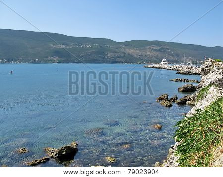 stone European Bay