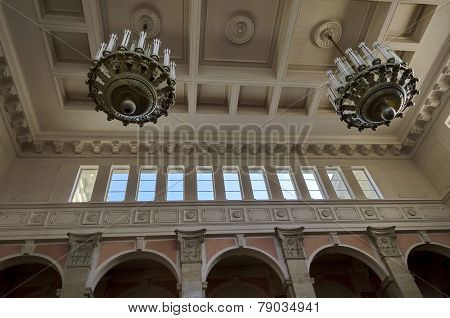Top part of railway hall of Ruse station