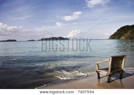 Stol på stranden
