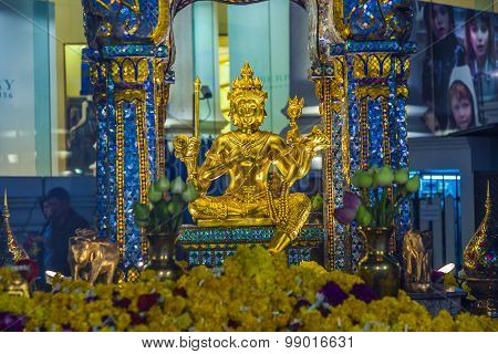 People At Famous Erawan Shrine In Bangkok