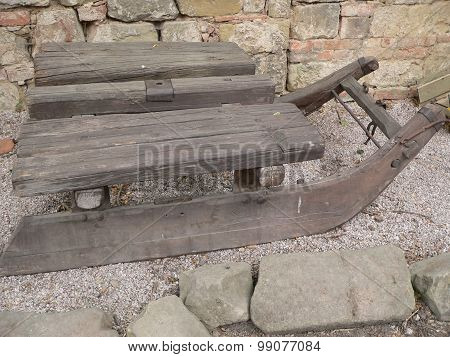 Historical sleds