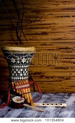 Tam-tam And Two Flutes