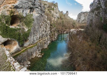 Kokoris Stone Bridge, Zagorohoria, Greece