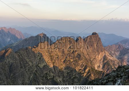 Mieguszowieckie Peaks In The Morning Sun