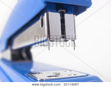 Nietmachine