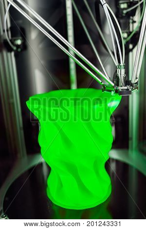 working 3d printer head, closeup view